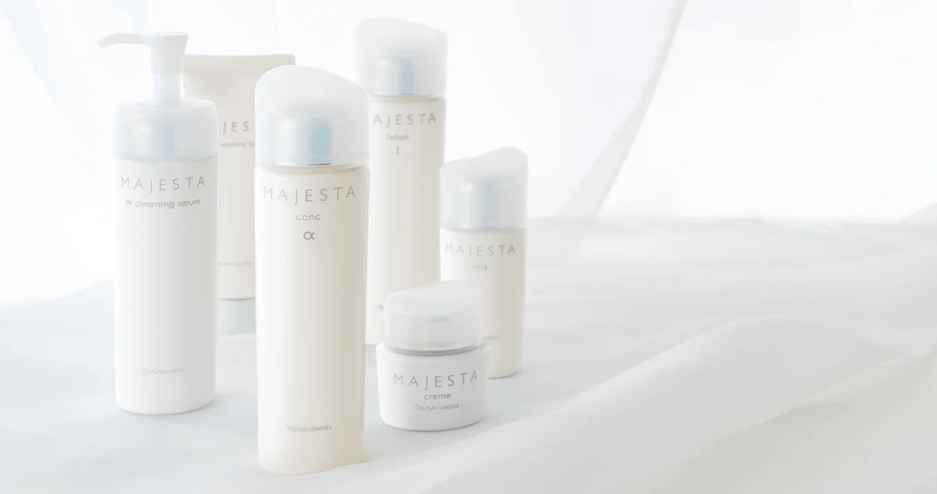 MAJESTAという商品の写真